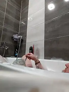 bouraktom6 online show from January 11, 2026, 2:22 pm