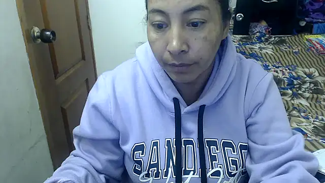 Siblleyx online show from October 7, 2025, 8:50 pm