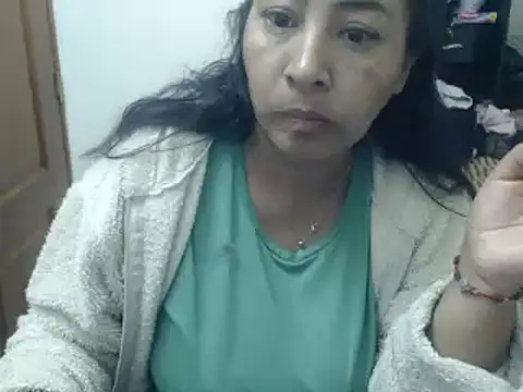 Snapshot of Siblleyx chatting on October 27, 2025, 9:19 pm Siblleyx online show from October 27, 2025, 9:19 pm