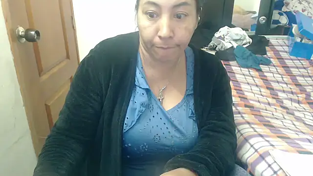 Snapshot of Siblleyx chatting on November 20, 2025, 7:35 pm Siblleyx online show from November 20, 2025, 7:35 pm