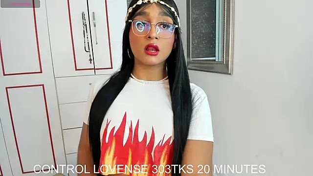 Snapshot of Karla_Dior7 chatting on October 4, 2025, 6:17 pm Karla Dior7 online show from October 4, 2025, 6:17 pm