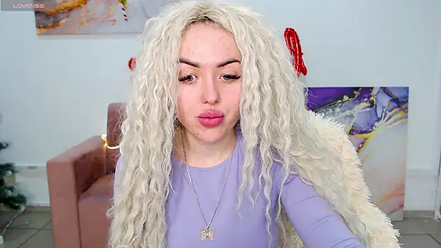 Snapshot of MissisCaty chatting on February 21, 2025, 3:45 am MissisCaty online show from February 21, 2025, 3:45 am