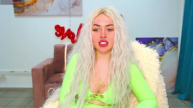 Snapshot of MissisCaty chatting on March 13, 2025, 3:50 pm MissisCaty online show from March 13, 2025, 3:50 pm