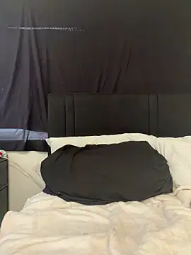 nadia06 online show from February 22, 2026, 7:23 pm