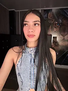 Snapshot of TayylorSexx chatting on February 13, 2026, 3:35 am TayylorSexx online show from February 13, 2026, 3:35 am