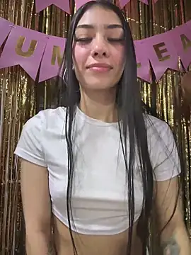 Snapshot of TayylorSexx chatting on February 18, 2026, 1:23 am TayylorSexx online show from February 18, 2026, 1:23 am