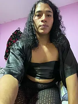 alexiaross96 online show from June 11, 2026, 9:02 pm