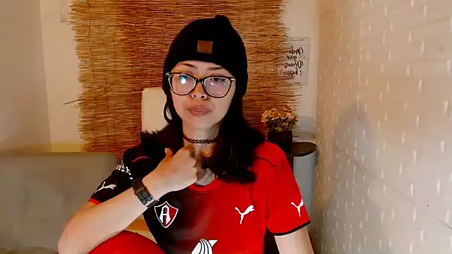 Snapshot of Luna_7_777 chatting on March 3, 2025, 4:25 am Luna 7 777 online show from March 3, 2025, 4:25 am