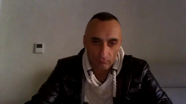 ANGELSANTAMARIA- online show from October 21, 2025, 9:10 am