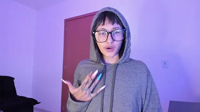 ggor4w33 online show from October 21, 2025, 9:04 pm