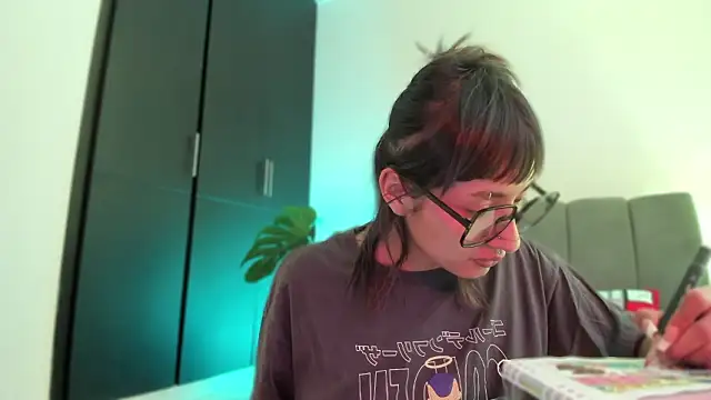 ggor4w33 online show from March 7, 2026, 12:57 pm