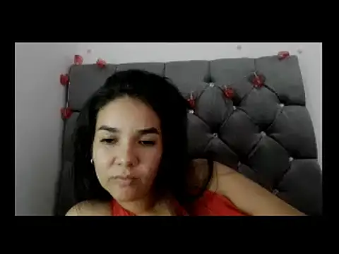 tezza smith online show from February 8, 2025, 4:14 am