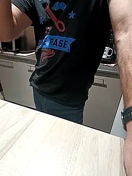 Dam70 online show from February 3, 2026, 6:46 pm