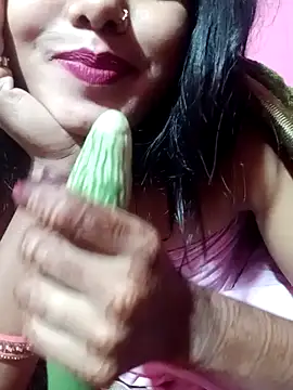 Snapshot of Miss_triha chatting on February 1, 2025, 6:40 pm Miss triha online show from February 1, 2025, 6:40 pm