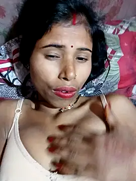 Snapshot of Miss_triha chatting on February 10, 2025, 8:00 pm Miss triha online show from February 10, 2025, 8:00 pm