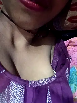 Snapshot of Miss_triha chatting on September 15, 2025, 8:53 pm Miss triha online show from September 15, 2025, 8:53 pm