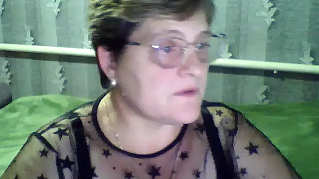 ElzaJewel online show from October 15, 2025, 6:41 pm