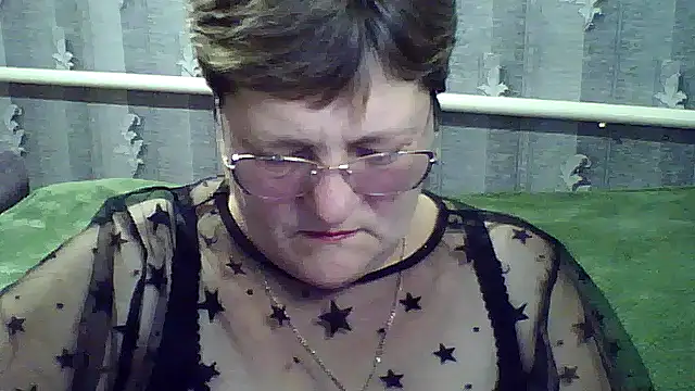 ElzaJewel online show from October 19, 2025, 4:40 pm