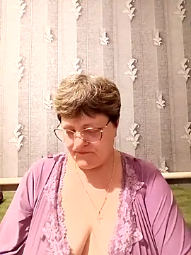 ElzaJewel online show from April 14, 2026, 7:31 pm