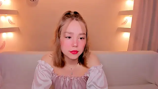 YourMegan online show from December 4, 2025, 7:33 pm