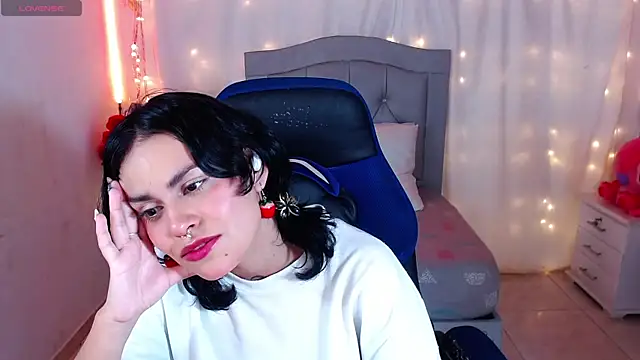veronica luar online show from March 1, 2025, 4:04 am