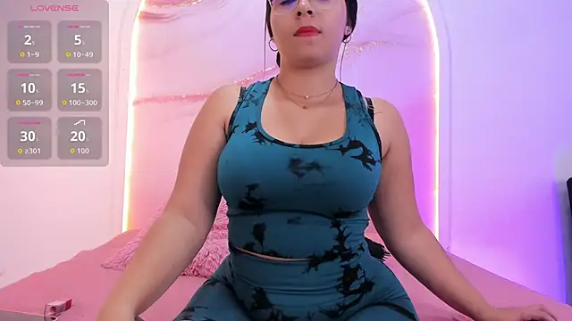 Sofii Lopezz online show from October 22, 2025, 11:10 am