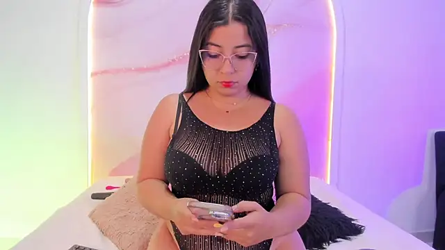 Snapshot of Sofii_Lopezz chatting on March 2, 2026, 12:01 pm Sofii Lopezz online show from March 2, 2026, 12:01 pm