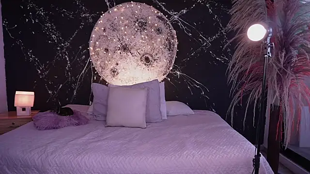 soidai miiu online show from December 1, 2025, 9:20 pm