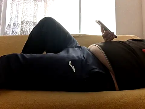 Snapshot of vitek1110 chatting on September 18, 2025, 8:16 am vitek1110 online show from September 18, 2025, 8:16 am