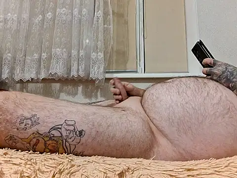 Snapshot of vitek1110 chatting on October 9, 2025, 4:16 pm vitek1110 online show from October 9, 2025, 4:16 pm