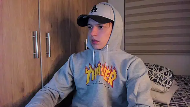 Mastrangelo xxx online show from September 24, 2025, 4:05 am