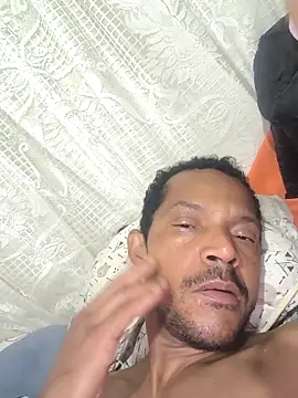 Snapshot of Renato571 chatting on October 1, 2025, 10:21 am Renato571 online show from October 1, 2025, 10:21 am