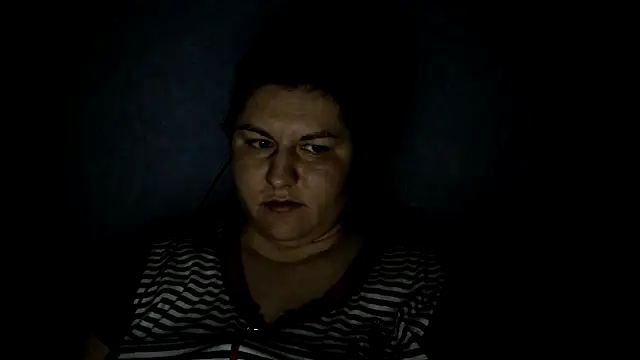 KiraSwee online show from March 7, 2025, 9:17 pm