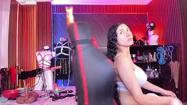 Snapshot of XiaQueen chatting on April 3, 2026, 1:42 pm XiaQueen online show from April 3, 2026, 1:42 pm