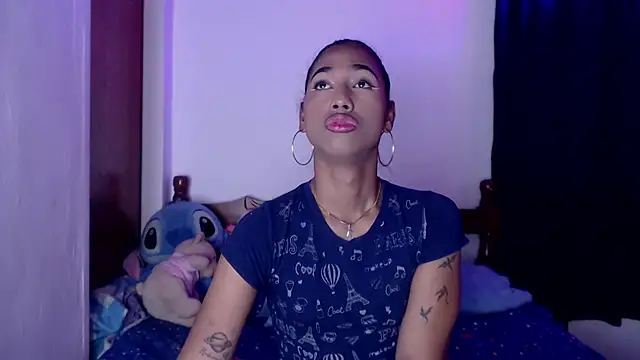 Alissemasiel online show from September 8, 2025, 7:02 pm