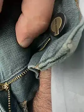 Snapshot of sark0606 chatting on February 28, 2025, 9:47 am sark0606 online show from February 28, 2025, 9:47 am