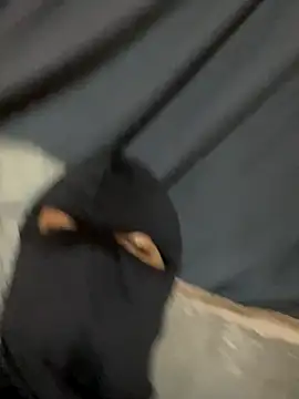 tunenarica22 online show from November 1, 2025, 4:14 am