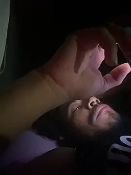 Mineirinho043 online show from December 18, 2025, 11:33 pm