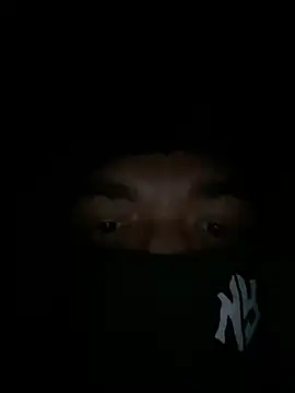 Eduardo08000 online show from April 28, 2026, 8:19 am