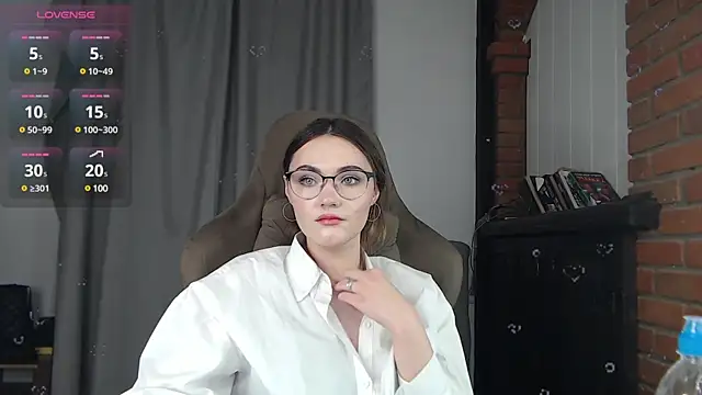 Kira Jin online show from February 14, 2025, 11:53 am