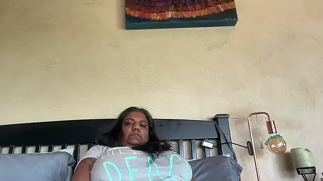 Snapshot of SophieStarShine chatting on September 26, 2025, 12:09 pm SophieStarShine online show from September 26, 2025, 12:09 pm