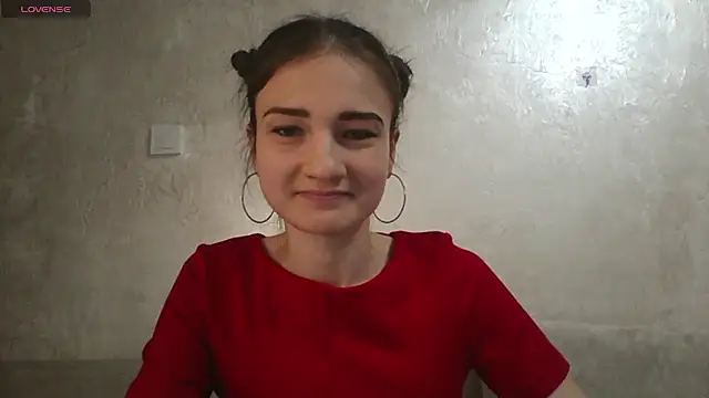 RoyalDessertt online show from March 20, 2025, 7:25 am