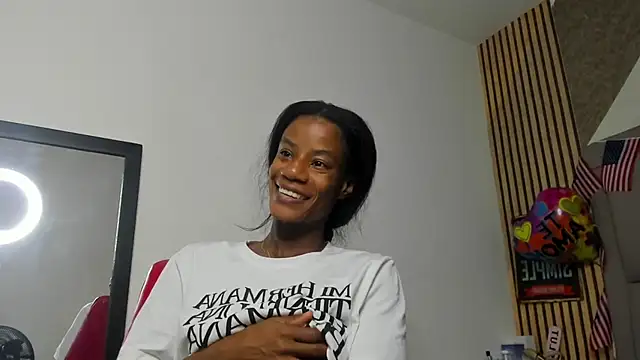 Snapshot of dafnnelewis chatting on October 3, 2025, 11:40 am dafnnelewis online show from October 3, 2025, 11:40 am