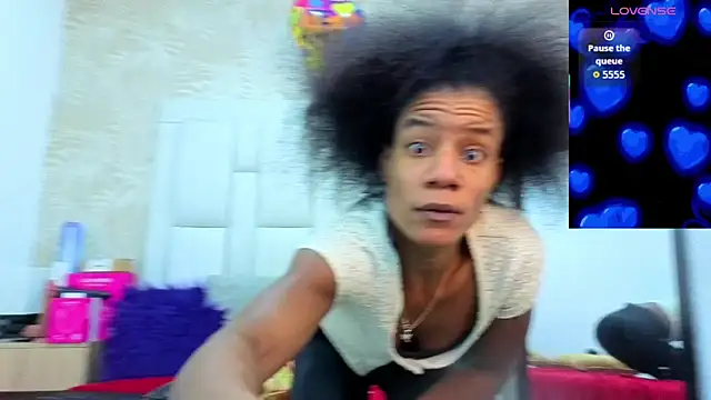 dafnnelewis online show from March 21, 2026, 11:15 am