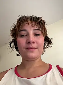 Maggie Geller online show from April 10, 2026, 6:34 pm