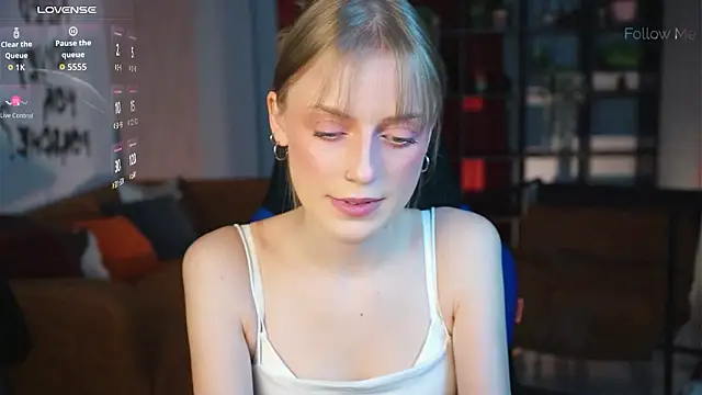 KiraMontoya online show from February 13, 2026, 2:51 am