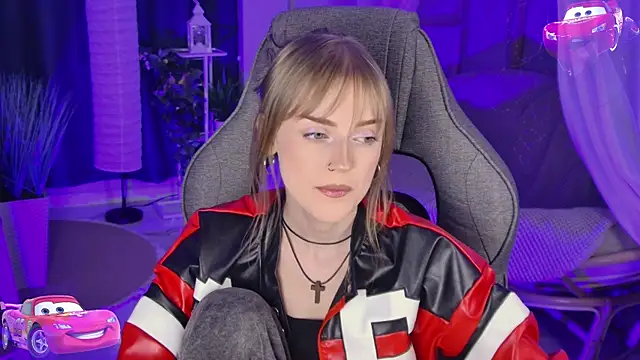 KiraMontoya online show from May 15, 2026, 11:34 pm