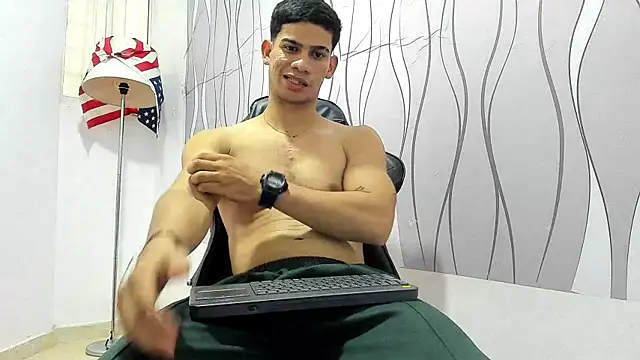 ANDRES STUD online show from February 10, 2025, 10:19 pm