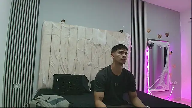 ANDRES STUD online show from October 12, 2025, 4:33 am