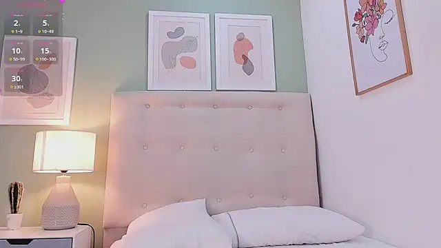 FelicityAdams online show from October 9, 2025, 1:20 pm